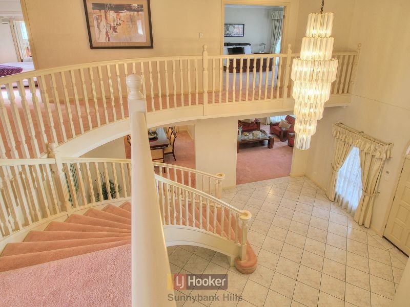 12 Grassland Place, Sunnybank Hills QLD 4109