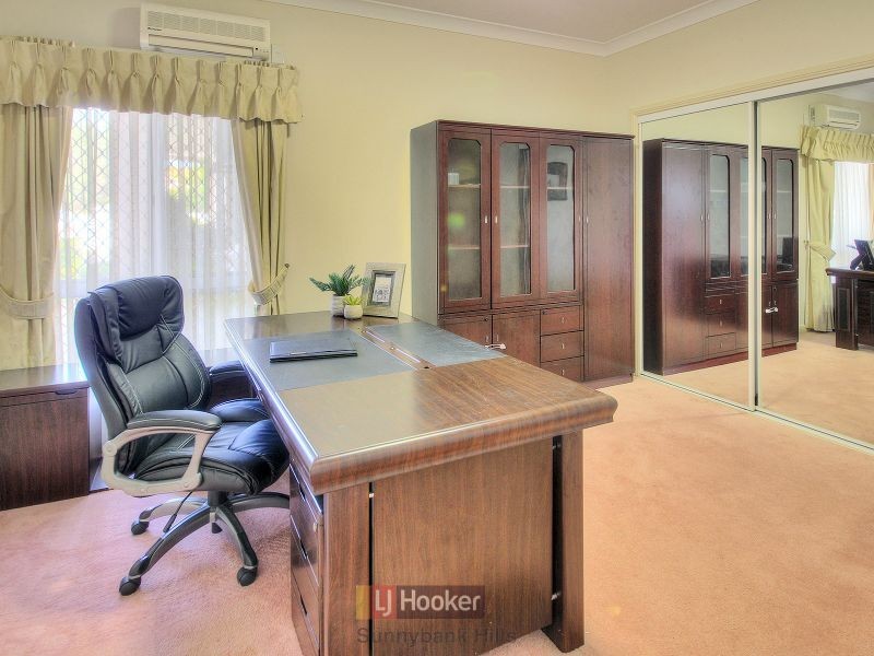 12 Grassland Place, Sunnybank Hills QLD 4109