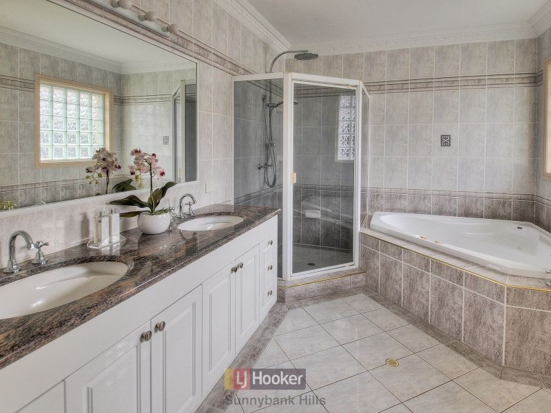 12 Grassland Place, Sunnybank Hills QLD 4109