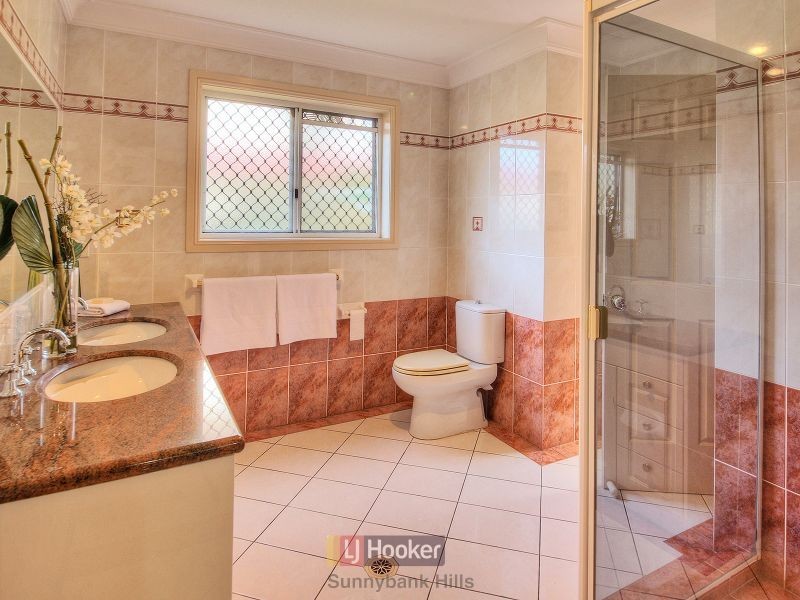 12 Grassland Place, Sunnybank Hills QLD 4109