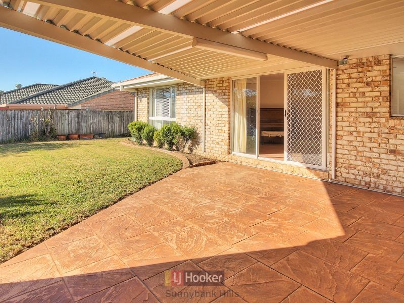 12 Scarlet Oak Place, Calamvale QLD 4116