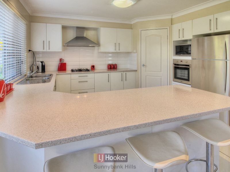 20 Morialta Place, Parkinson QLD 4115