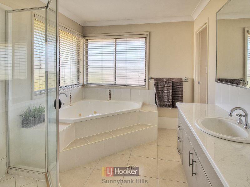 20 Morialta Place, Parkinson QLD 4115