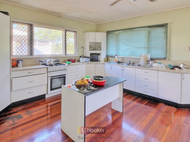 89 Nyleta Street, Coopers Plains QLD 4108