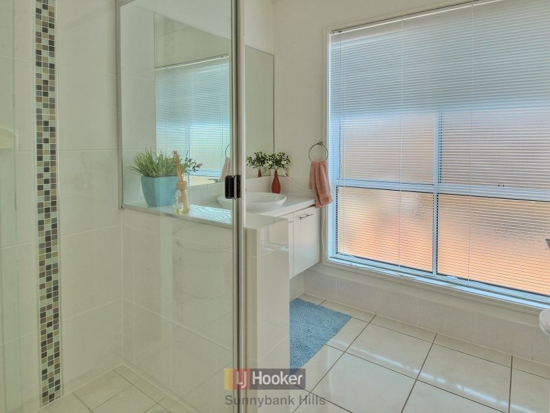 4 Trevi Close, Eight Mile Plains QLD 4113