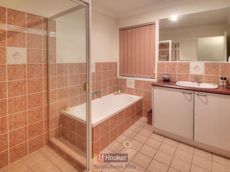 19 Coventry Place, Sunnybank Hills QLD 4109