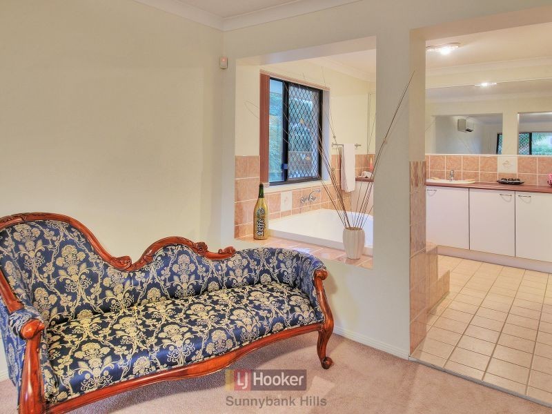 19 Coventry Place, Sunnybank Hills QLD 4109