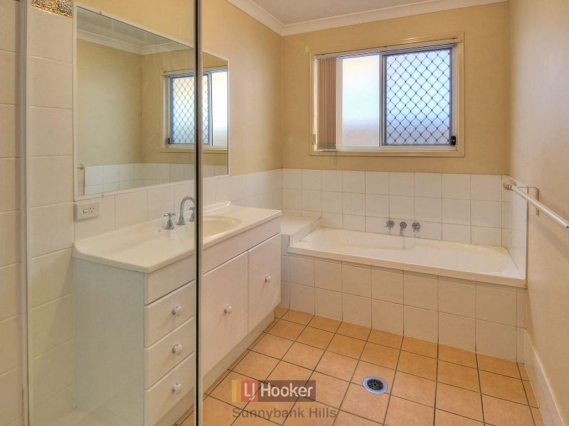 72 Morden Road, Sunnybank Hills QLD 4109