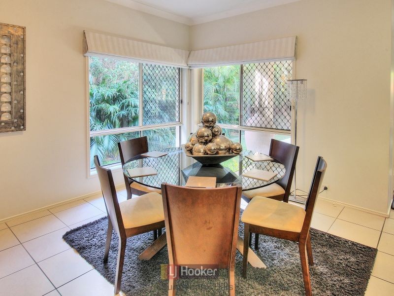 14 Yvonne Road, Eight Mile Plains QLD 4113