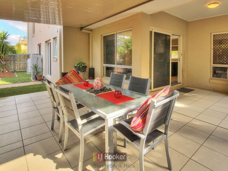 14 Yvonne Road, Eight Mile Plains QLD 4113