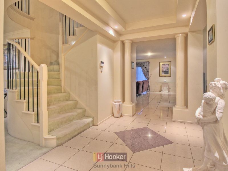 128 Bordeaux Street, Eight Mile Plains QLD 4113