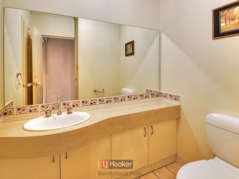 128 Bordeaux Street, Eight Mile Plains QLD 4113