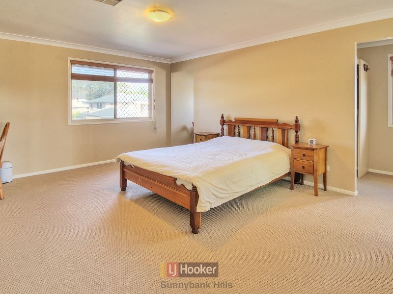 28 Vaucluse Place, Parkinson QLD 4115