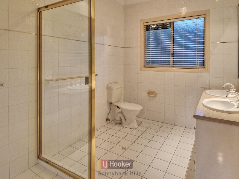 16 Shelley Street, Sunnybank QLD 4109