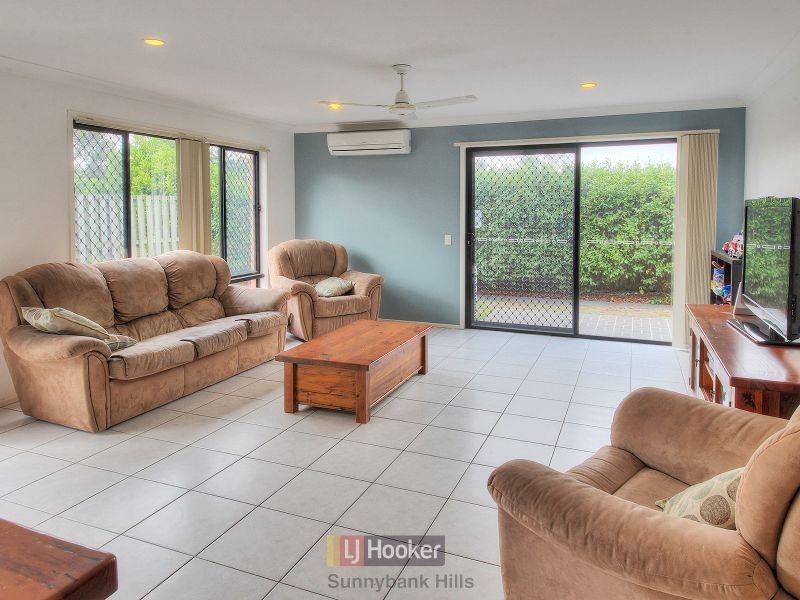 58 Kakadu Street, Parkinson QLD 4115