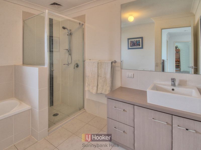 58 Kakadu Street, Parkinson QLD 4115