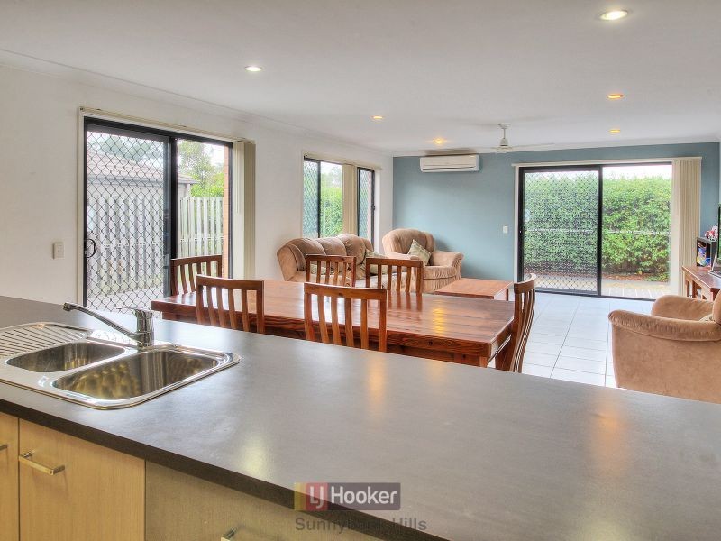 58 Kakadu Street, Parkinson QLD 4115
