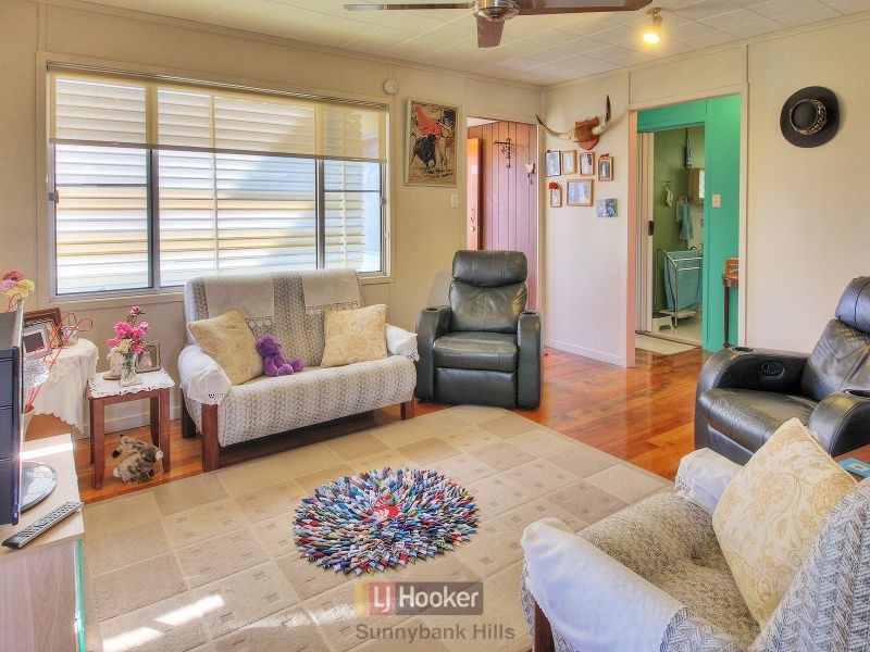 22 Henty Street, Woodridge QLD 4114