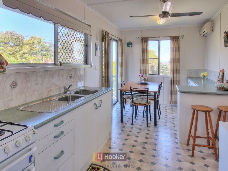 22 Henty Street, Woodridge QLD 4114