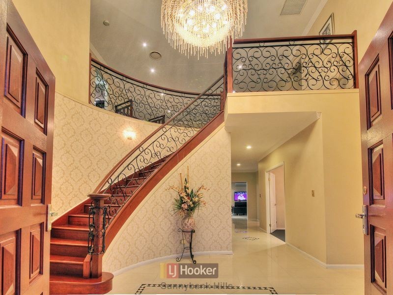 9 Westminster Place, Sunnybank Hills QLD 4109