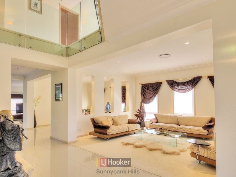 35 Rutherglen Crescent, Calamvale QLD 4116