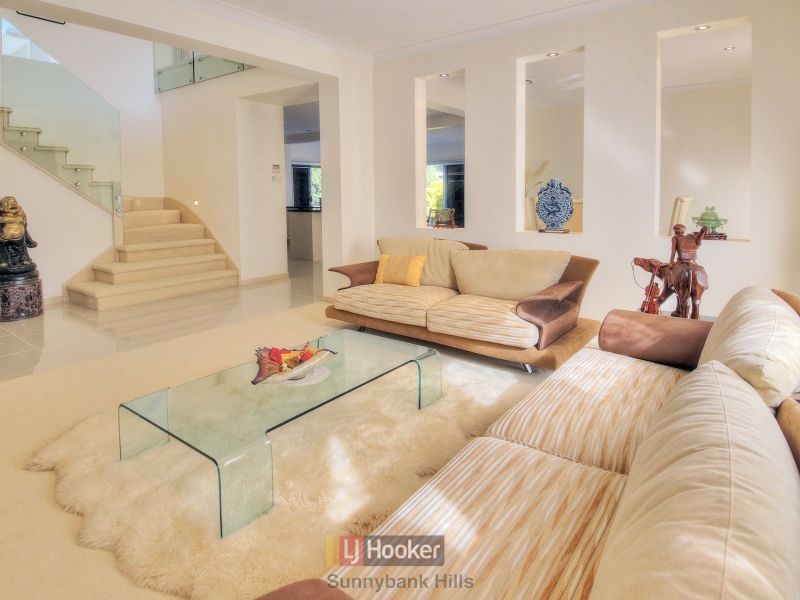 35 Rutherglen Crescent, Calamvale QLD 4116