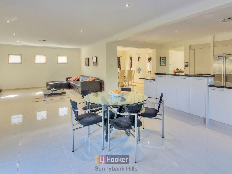 35 Rutherglen Crescent, Calamvale QLD 4116