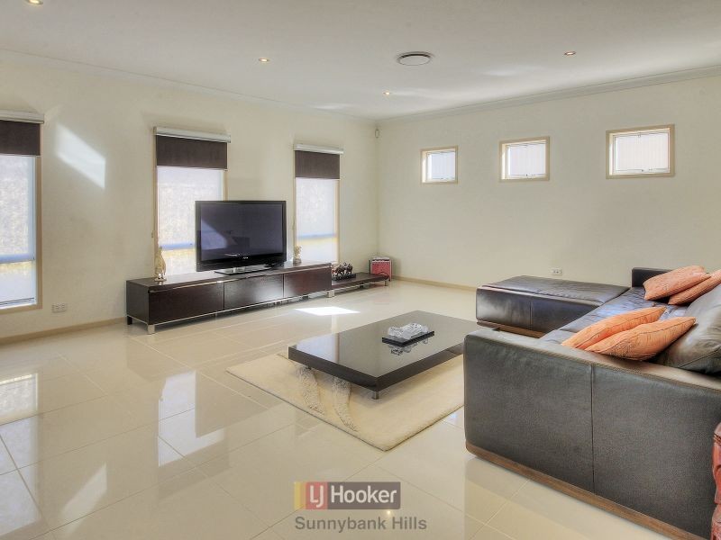 35 Rutherglen Crescent, Calamvale QLD 4116