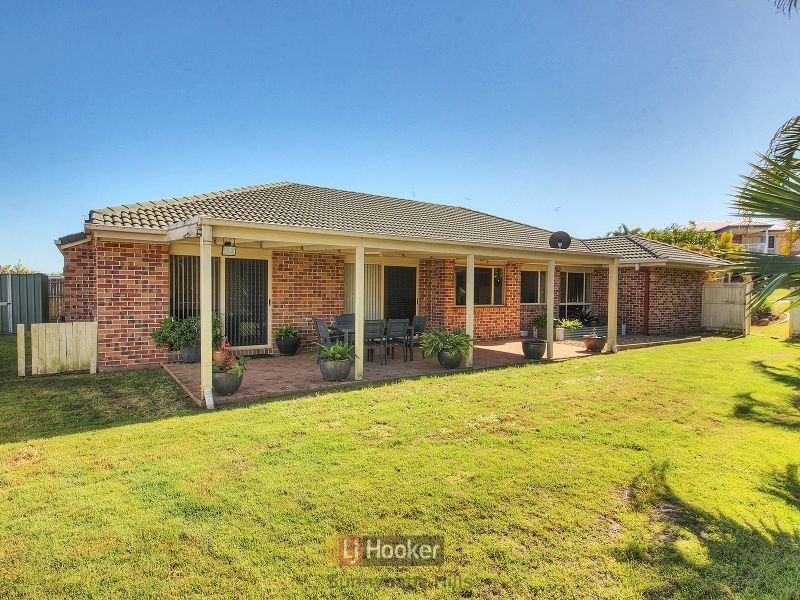11 Strathaird Place, Parkinson QLD 4115