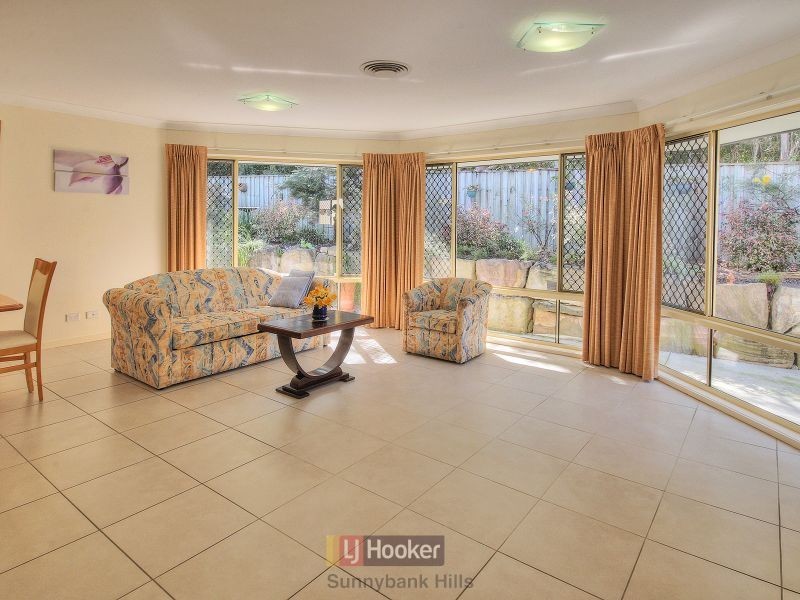 19 Samuel Street, Calamvale QLD 4116