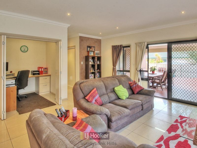 8 May Street, Parkinson QLD 4115