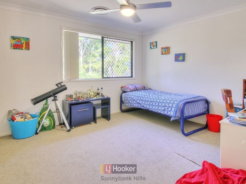 14 Azzure Street, Eight Mile Plains QLD 4113