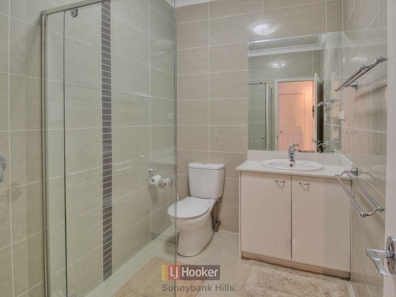 14 Azzure Street, Eight Mile Plains QLD 4113