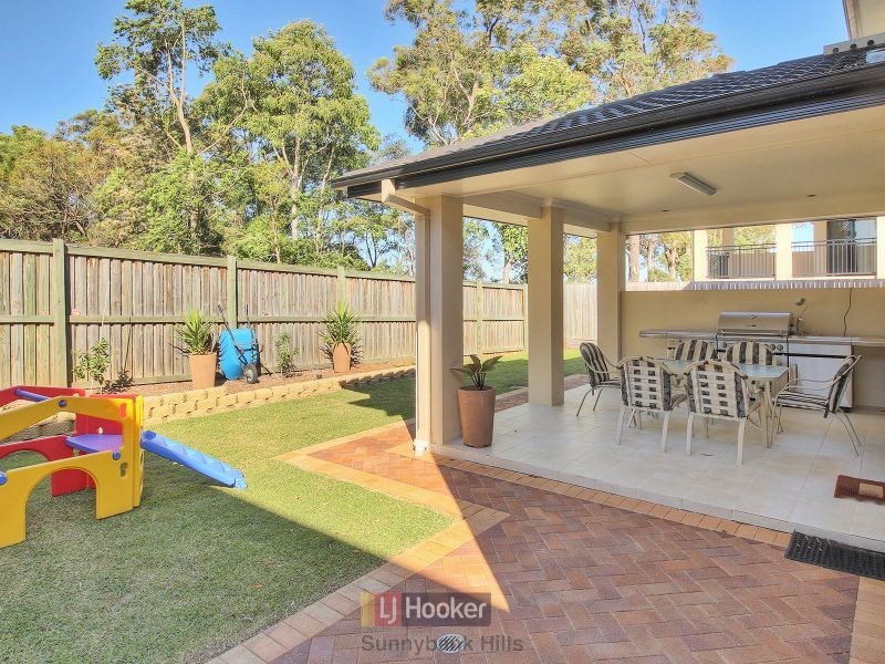 14 Azzure Street, Eight Mile Plains QLD 4113