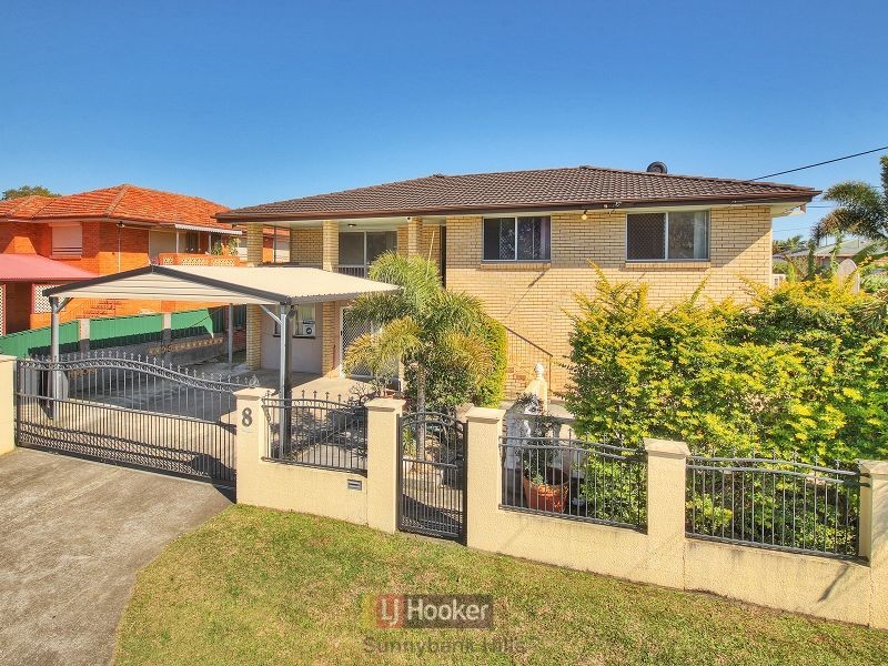 8 Peringa Street, Coopers Plains QLD 4108