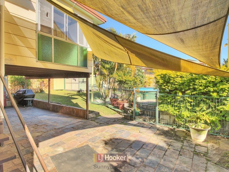 8 Peringa Street, Coopers Plains QLD 4108