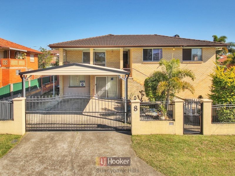 8 Peringa Street, Coopers Plains QLD 4108