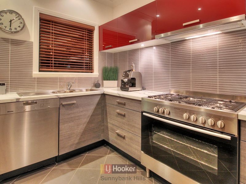 50 Billabong Place, Parkinson QLD 4115