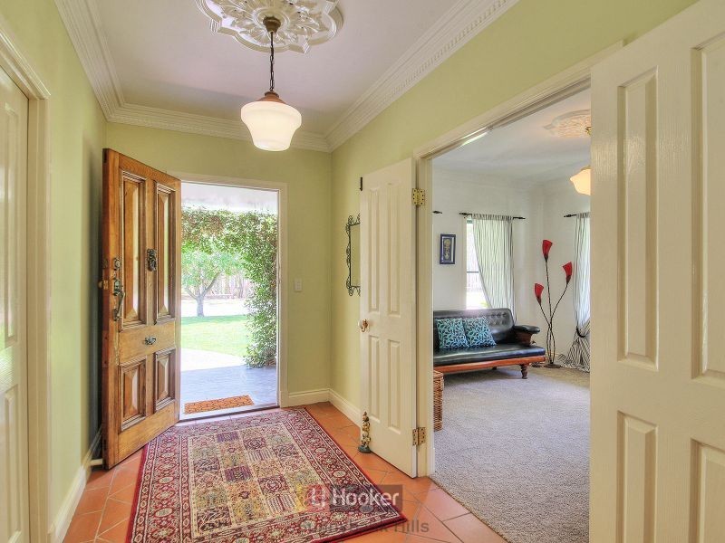 50 Billabong Place, Parkinson QLD 4115