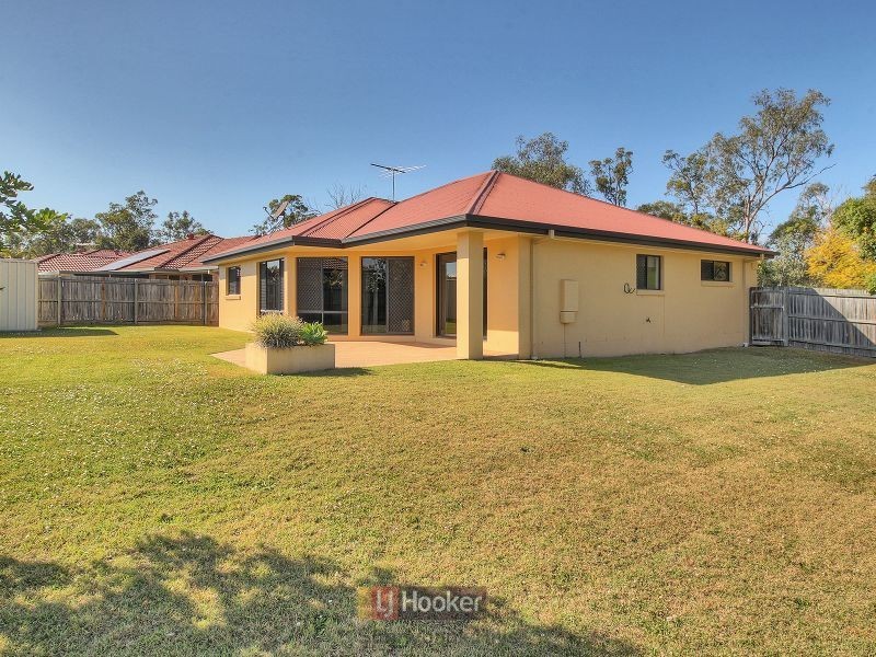 37 Greenways Esplanade, Parkinson QLD 4115