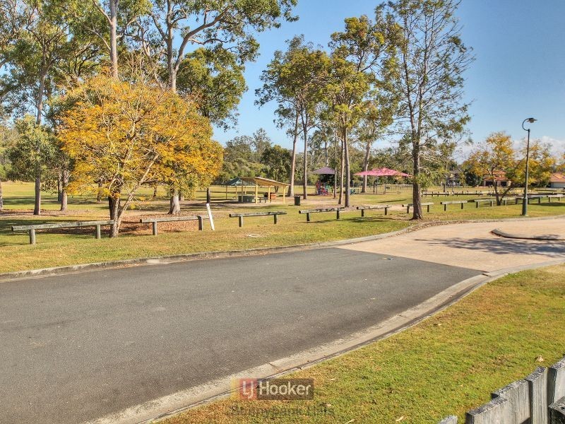 37 Greenways Esplanade, Parkinson QLD 4115