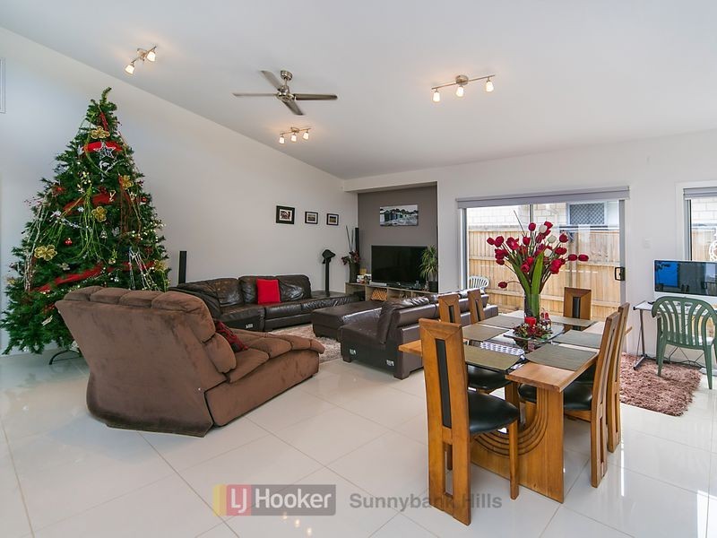 8 Aster Place, Calamvale QLD 4116