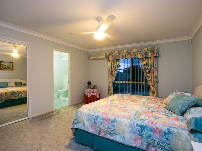 26 Maidenhair Place, Calamvale QLD 4116