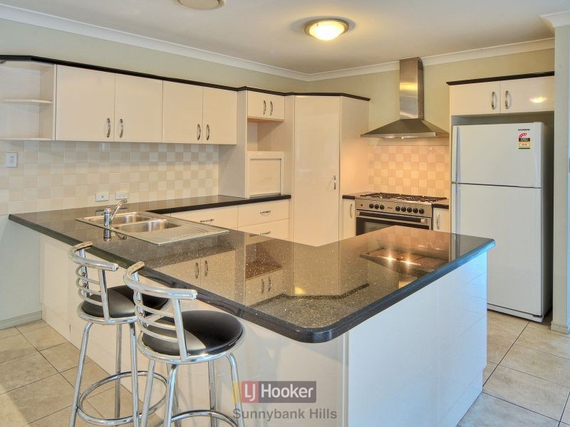 7 Lillydale Place, Calamvale QLD 4116