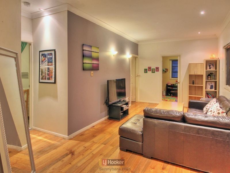 55 Lindwall Street, Upper Mount Gravatt QLD 4122