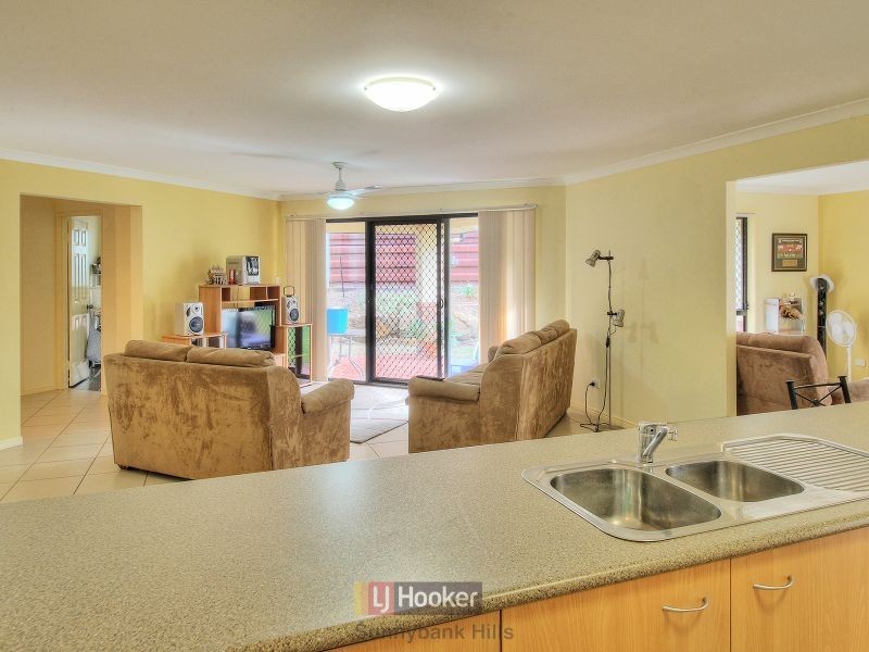46 Freycinet Place, Calamvale QLD 4116