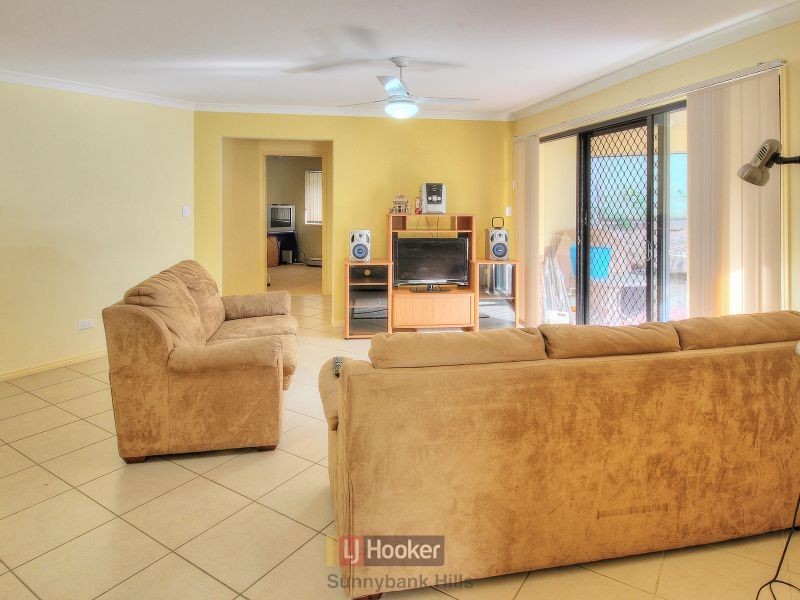 46 Freycinet Place, Calamvale QLD 4116
