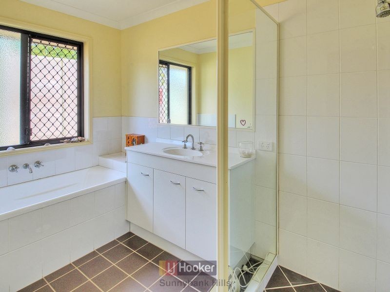 46 Freycinet Place, Calamvale QLD 4116