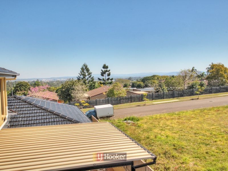 6 Golden Place, Robertson QLD 4109
