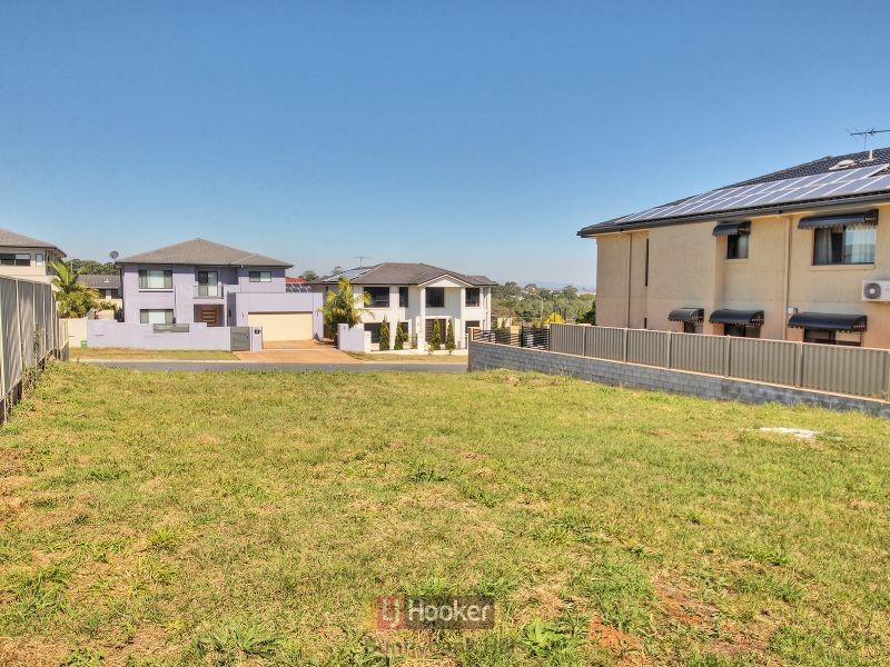 6 Golden Place, Robertson QLD 4109